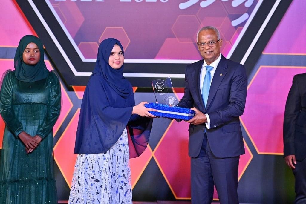 މިފަހަރުގެ އަރުތަވެރިންގެ ކާމިޔާބީ ރަމްޒުކޮށްދެނީ، ސްކޫލުތަކުންނާއި ބެލެނިވެރިން ކުރެއްވި ބުރަ މަސައްކަތް: ރައީސުލްޖުމްހޫރިއްޔާ