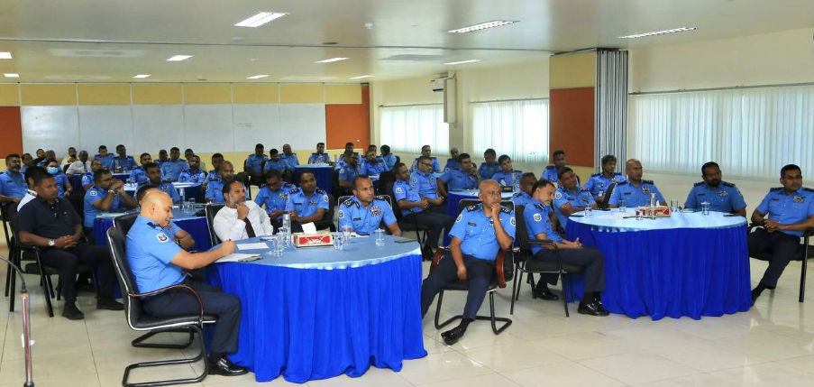 ޗާގޯސް މައްސަލައާ ގުޅޭގޮތުން ފުލުހުންނަށް މައުލޫމާތު ދިނުމުގެ ސެޝަނެއް ބާއްވައިފި