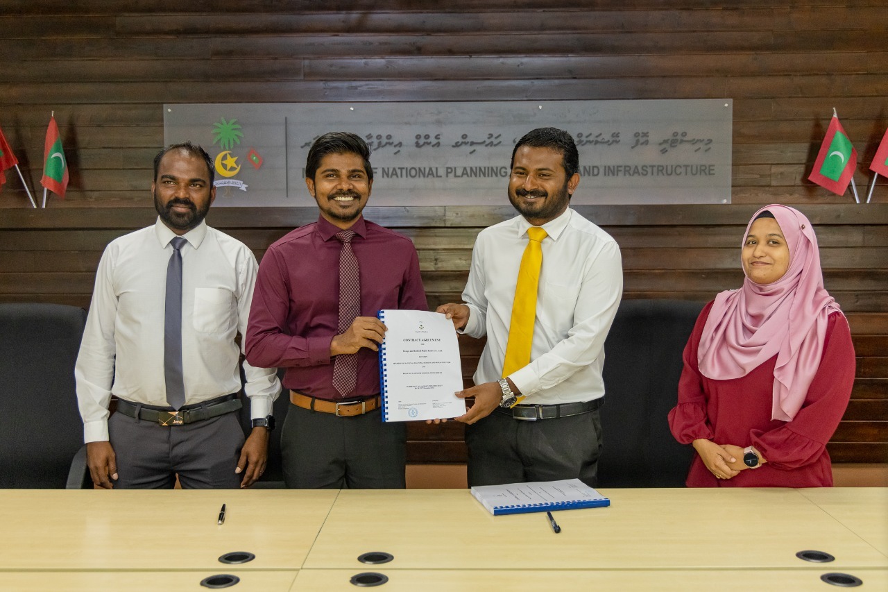 ލ. ގަމުގެ މަގުތައް ހަދަން އާރުޑީސީ އާއި ހަވާލުކޮށްފި