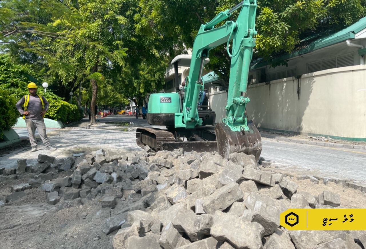 އަމީނީމަގު ހެދުމުގެ މަސައްކަތް އަނެއްކާވެސް ފަށައިފި