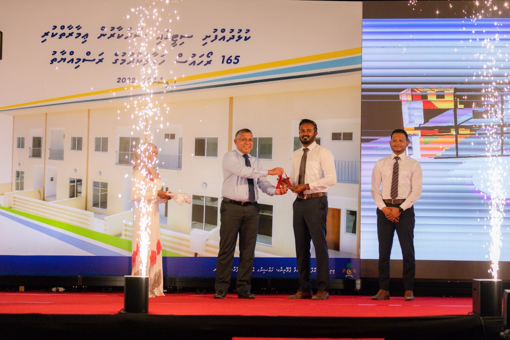 ކުޅުދުއްފުށީގައި އިމާރާތްކުރި 165 ރޯހައުސް ކައުންސިލާ ހަވާލުކޮށްފި