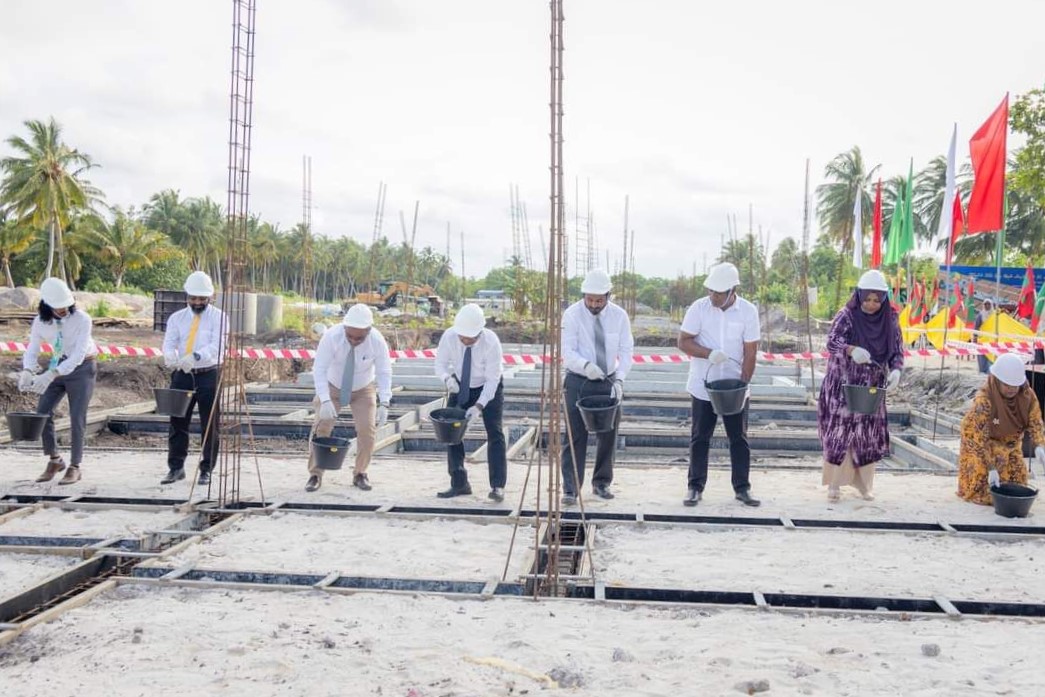 ލ. ގަމުގައި އިމާރާތް ކުރާ 100 ހައުސިން ޔުނިޓުގެ ބިންގާ އަޅައިފި