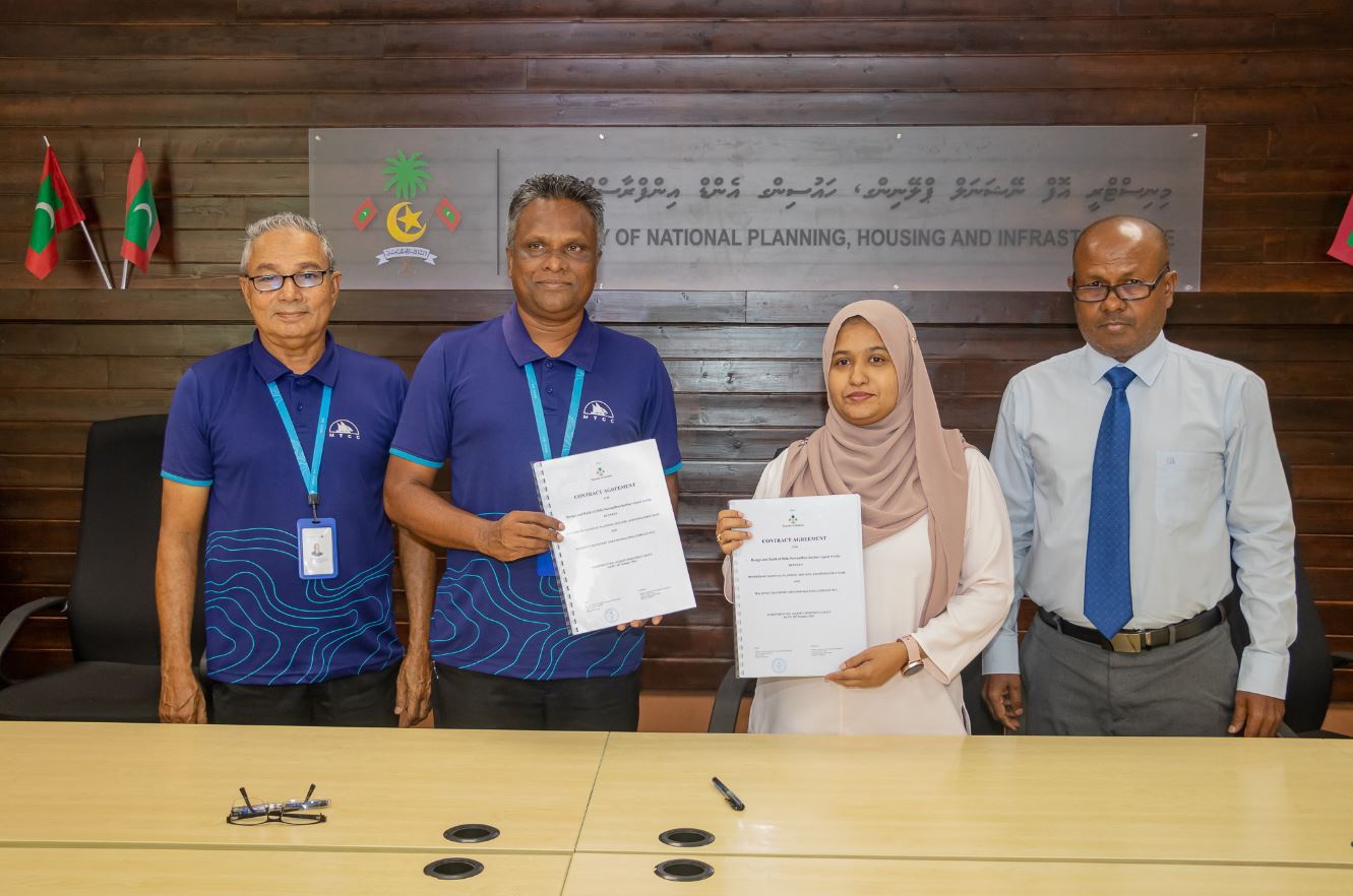 ނާވައިދޫ ބަނދަރު މަރާމާތު ކުރުމުގެ މަސައްކަތް އެމްޓީސީސީއާ ހަވާލުކޮށްފި