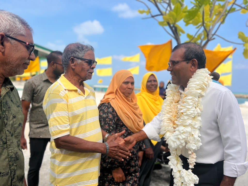 ޕީޕީއެމުން ނަޝީދަށް ކެމްޕޭންކޮށްދޭކަމުގެ ތުހުމަތެއް!