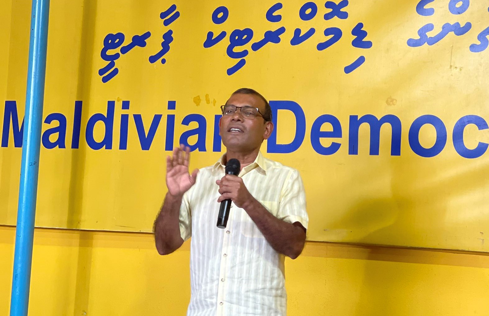 "ހަސަން ކުރުސީ" ޓްވިޓާ އެކައުންޓުގެ އަސްލު ހޯދަން ނަޝީދު ފުލުހަށް
