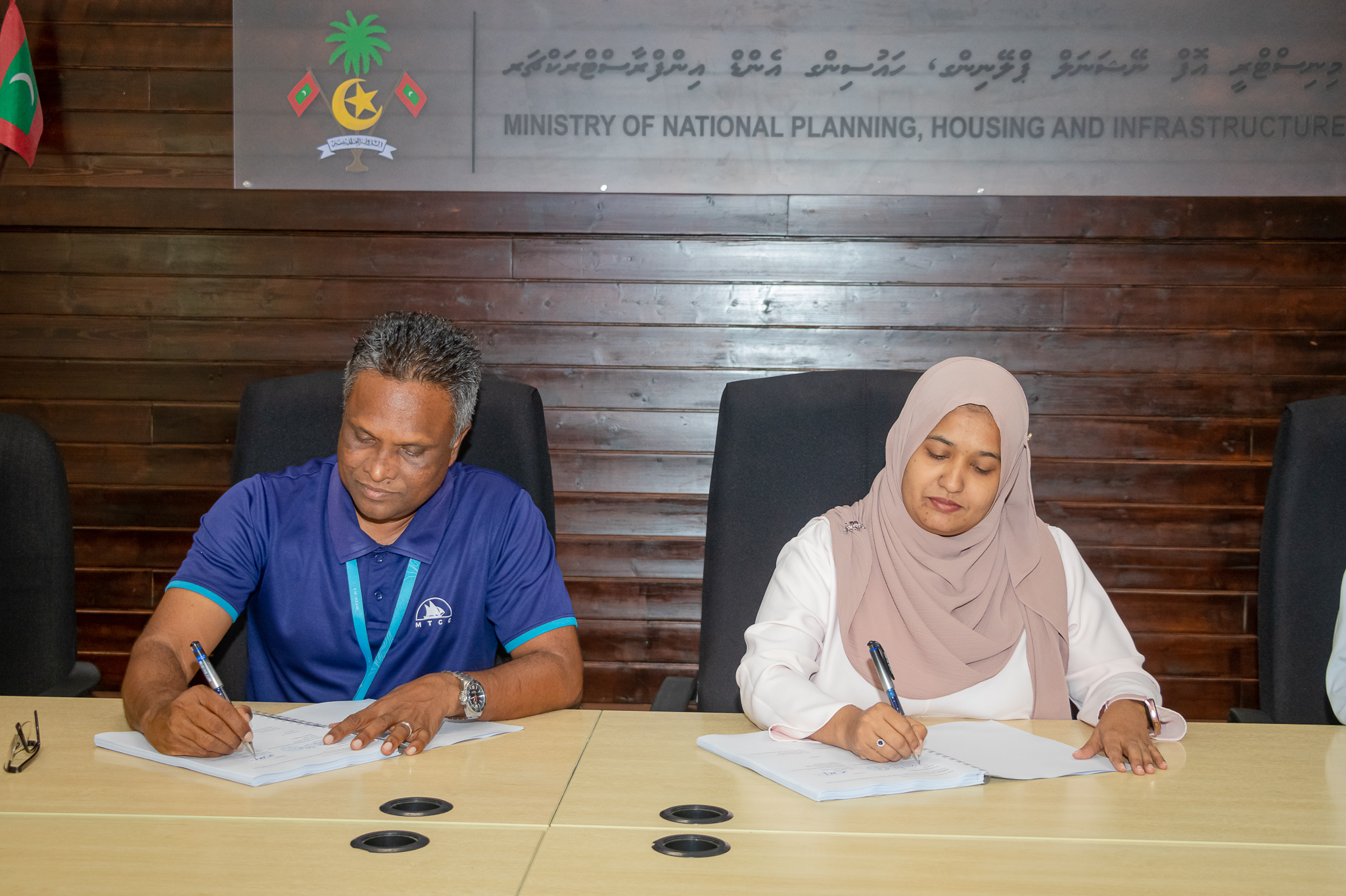 ހޮޅުދޫ ގޮނޑުދޮށް ހިމާޔަތް ކުރުމުގެ މަސައްކަތް އެމްޓީސީސީ އާ ހަވާލު ކޮށްފި