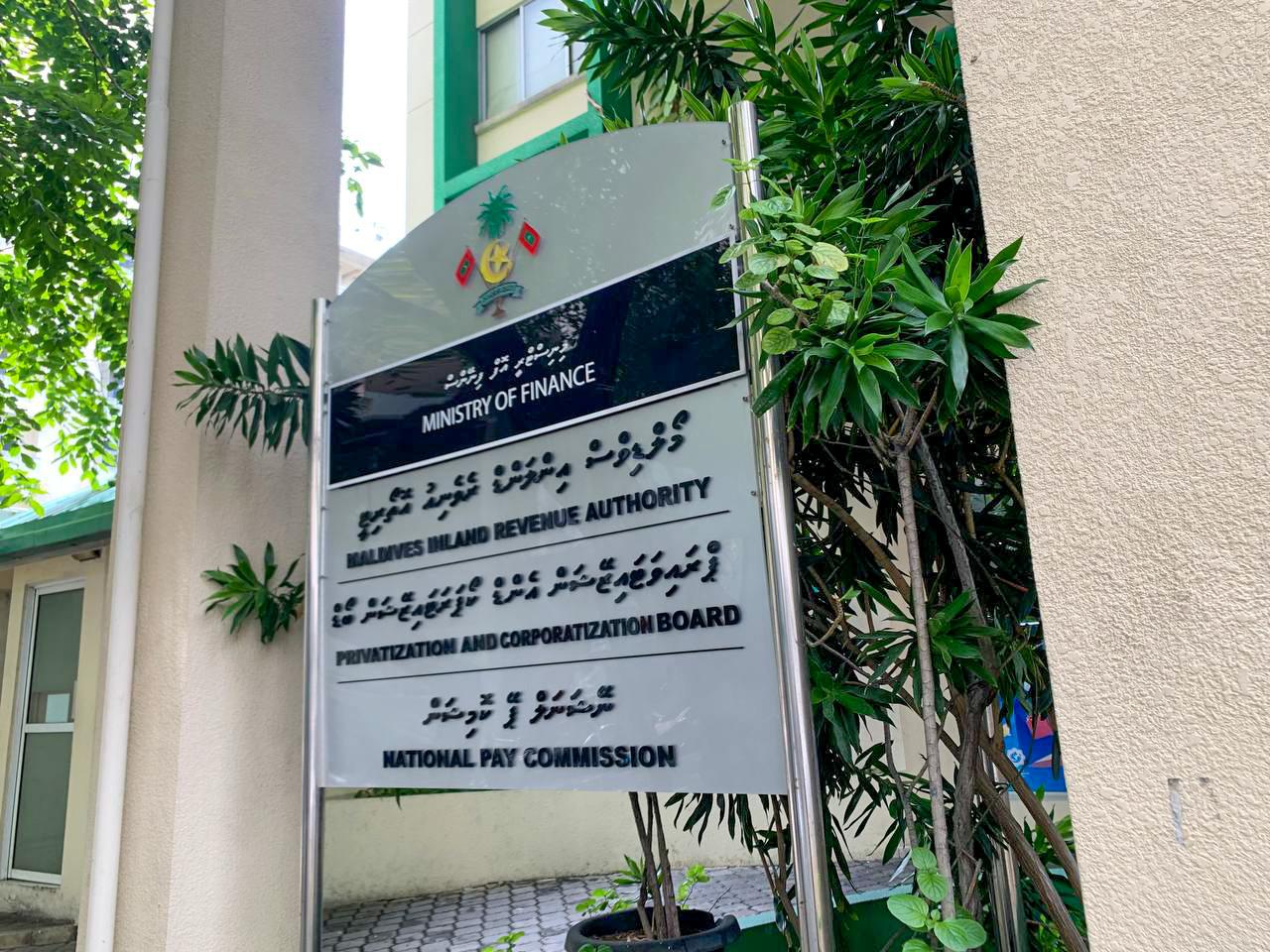 ޓެކްސް ނުދައްކާ 70 އަށް ވުރެ ގިނަ ކުންފުނި، ބޮޑެތި ކުންފުނިތައް ހިމެނޭ