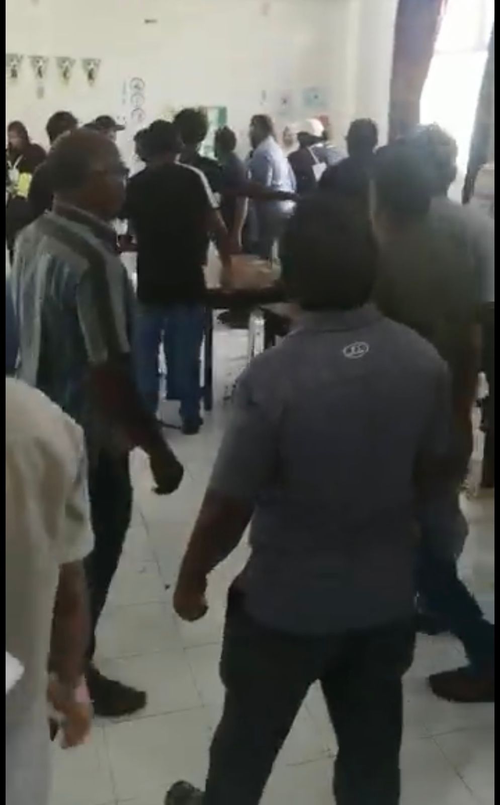 ވޯޓު ފޮއްޓަށް ގެއްލުން ދިން މައްސަލައާ ގުޅިގެން ތިން މީހަކު ހައްޔަރުކޮށްފި
