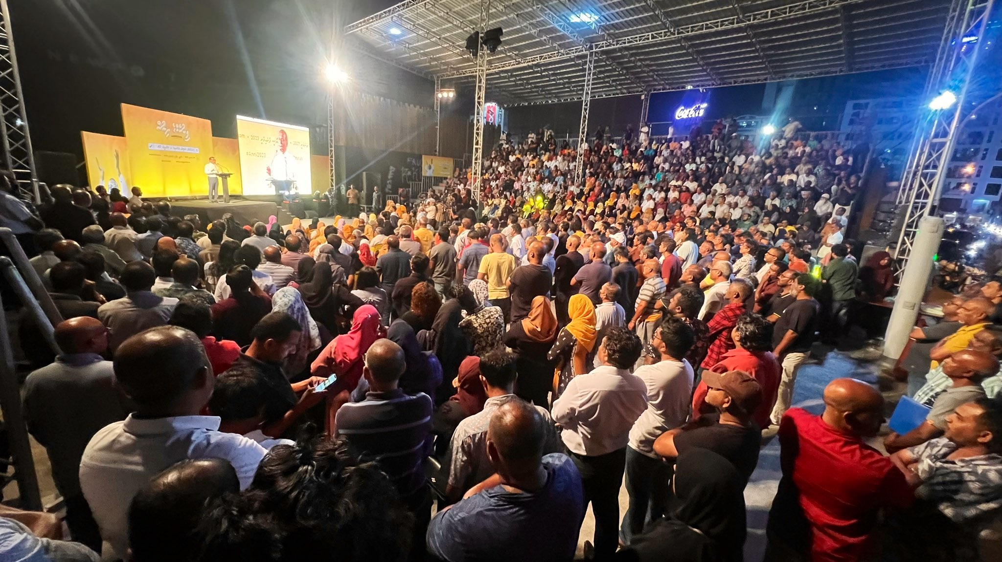 މާލޭ ރައްޔިތުންނަށް ރައީސް ސޯލިހު ދެއްވާނެ ކަމަށް ބުނާ ގޯތި އަދި އޮތީ ކަނޑުއަޑީގައި: ރައީސް ނަޝީދު