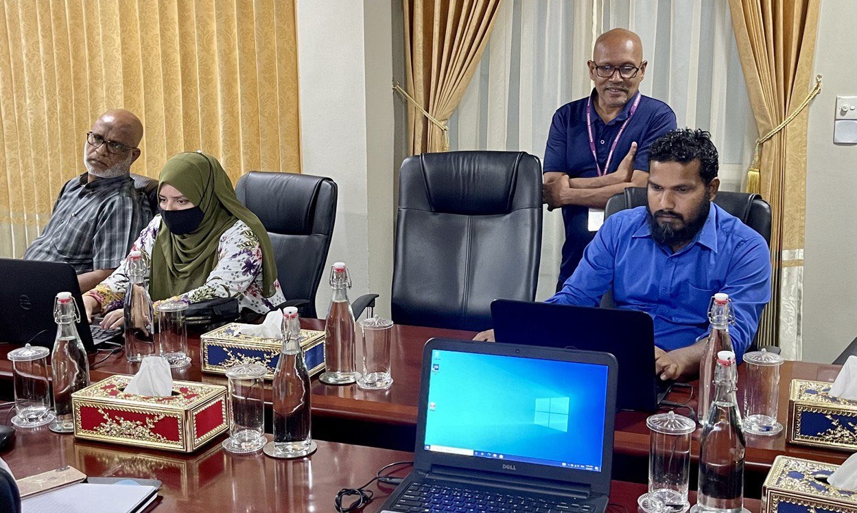 ސިޔާސީ ޕާޓިތަކުގެ ފޯމުތައް އޮންލައިންކޮށް ބަލައިގަންނަގޮތް ހަދަނީ