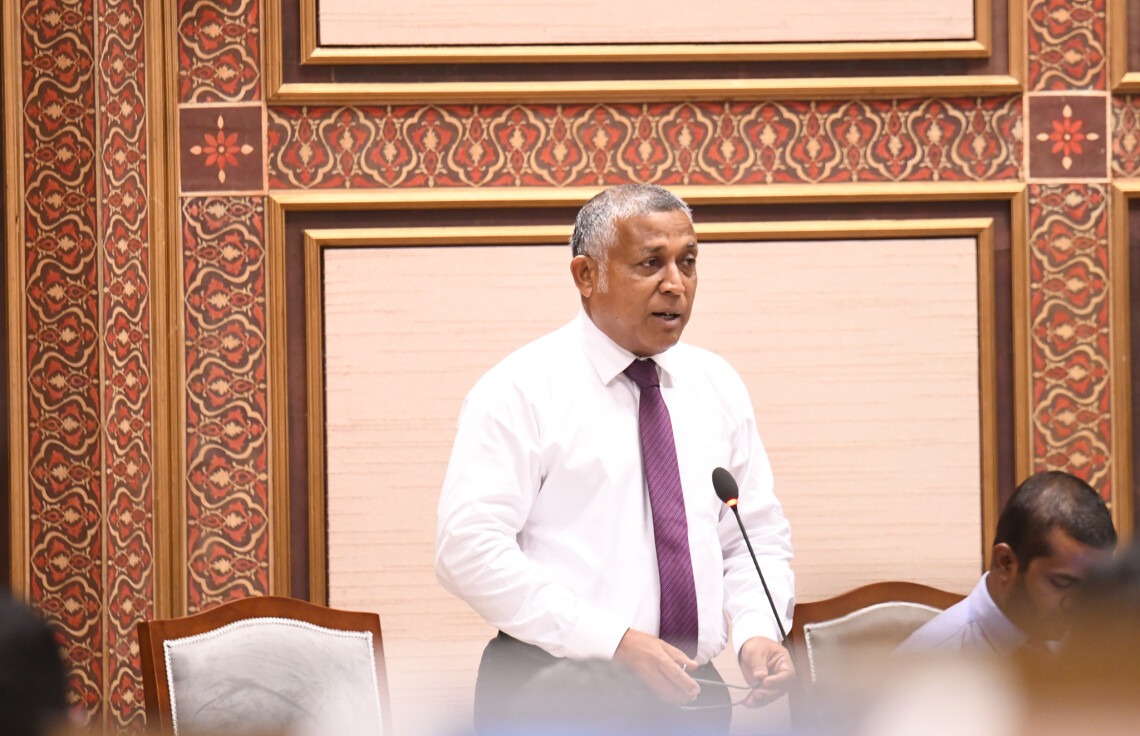 ޖަންގުޝަންތަކުގެ މަތިން ގޮސްފައިވާ ތާރުފަށަލަ ކެނޑުން، އެއީ އެކަން ކުރާ ގޮތް: އަސްލަމް