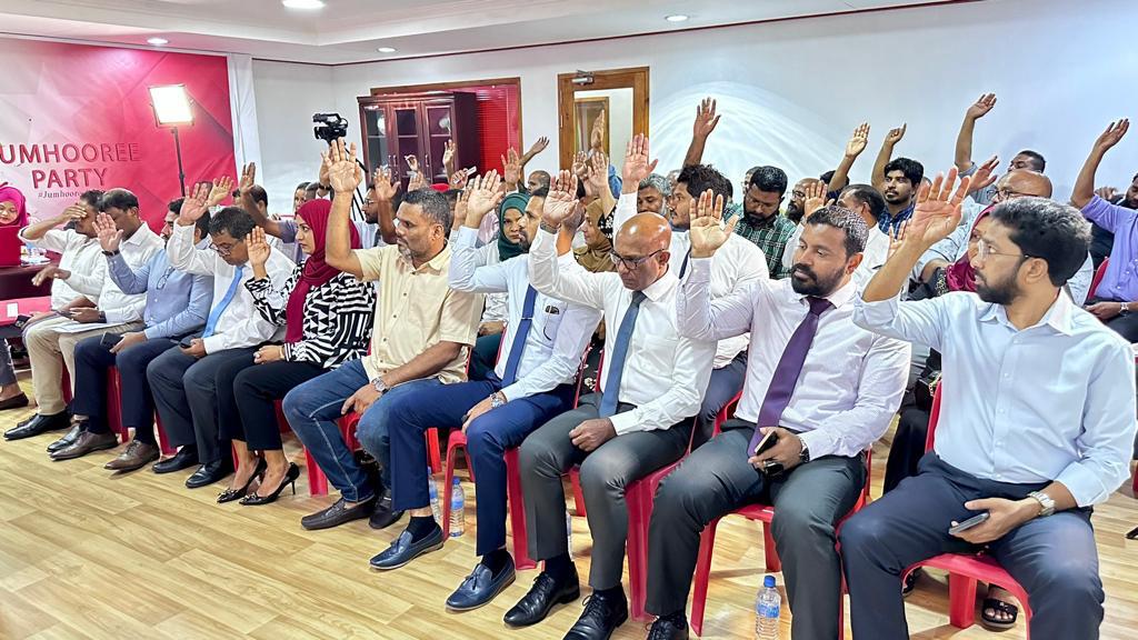 ރިޔާސީ އިންތިހާބުގައި ޖޭޕީ ވަކިން ވާދަކުރަން ބާރުނާޅާނޭ ބުންޏަސް މީހުން ގަބޫލެއް ނުކުރާނެ: އިލްހާމް