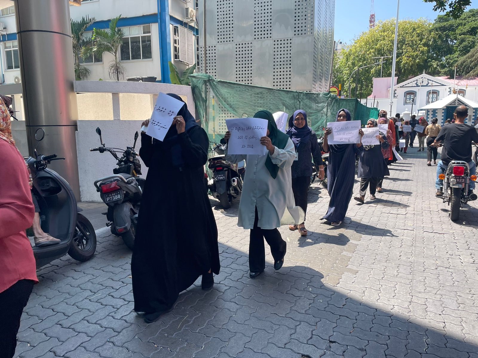 އެއްވެސް ހާލަތެއްގައި އުޅަދުތައް ޓޯކުރާކަށް ނާންގަން: ޕްލޭނިން މިނިސްޓްރީ