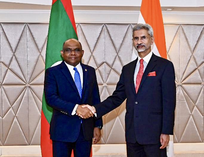 މިނިސްޓަރ ޝާހިދު އިންޑިއާގެ ފޮރިން މިނިސްޓަރާ ބައްދަލް ކުރައްވައިފި