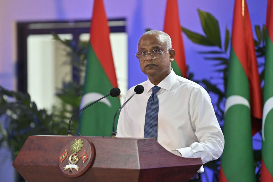 ސިޔާސަތުތައް ކަނޑައެޅުމުގެ ފަންތިއަށް އަންހެނުން ގެނައުމަށް، މިހާރަށް ވުރެ ފުޅާ ދާއިރާއެއްގައި މަސައްކަތް ކުރުމަށް ރައީސް ސޯލިހު އެދިވަޑައިގެންފި