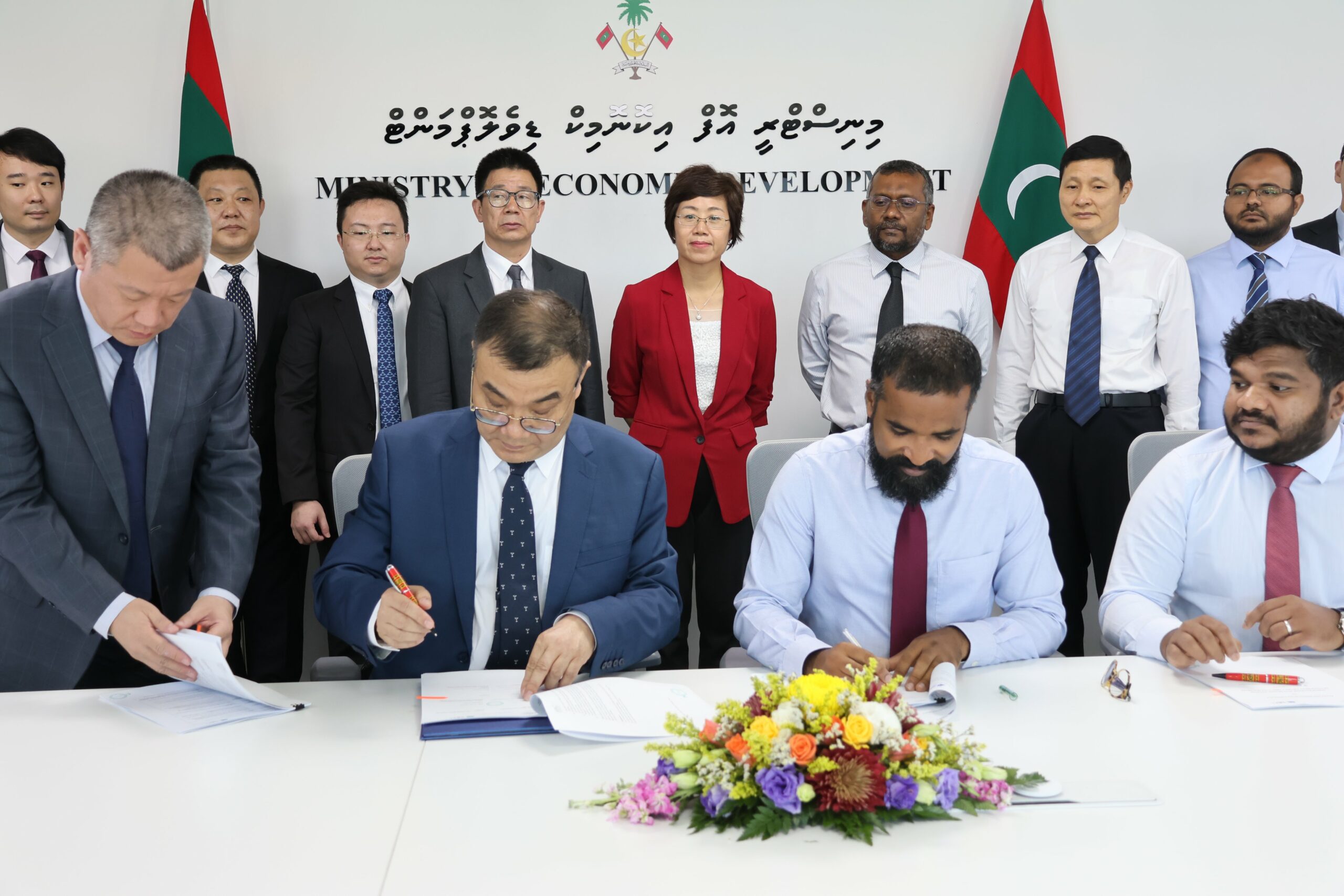 ހަންކެޑެ ތަރައްގީކުރަން ޗައިނާގެ ކުންފުންޏަކާ ހަވާލުކޮށްފި