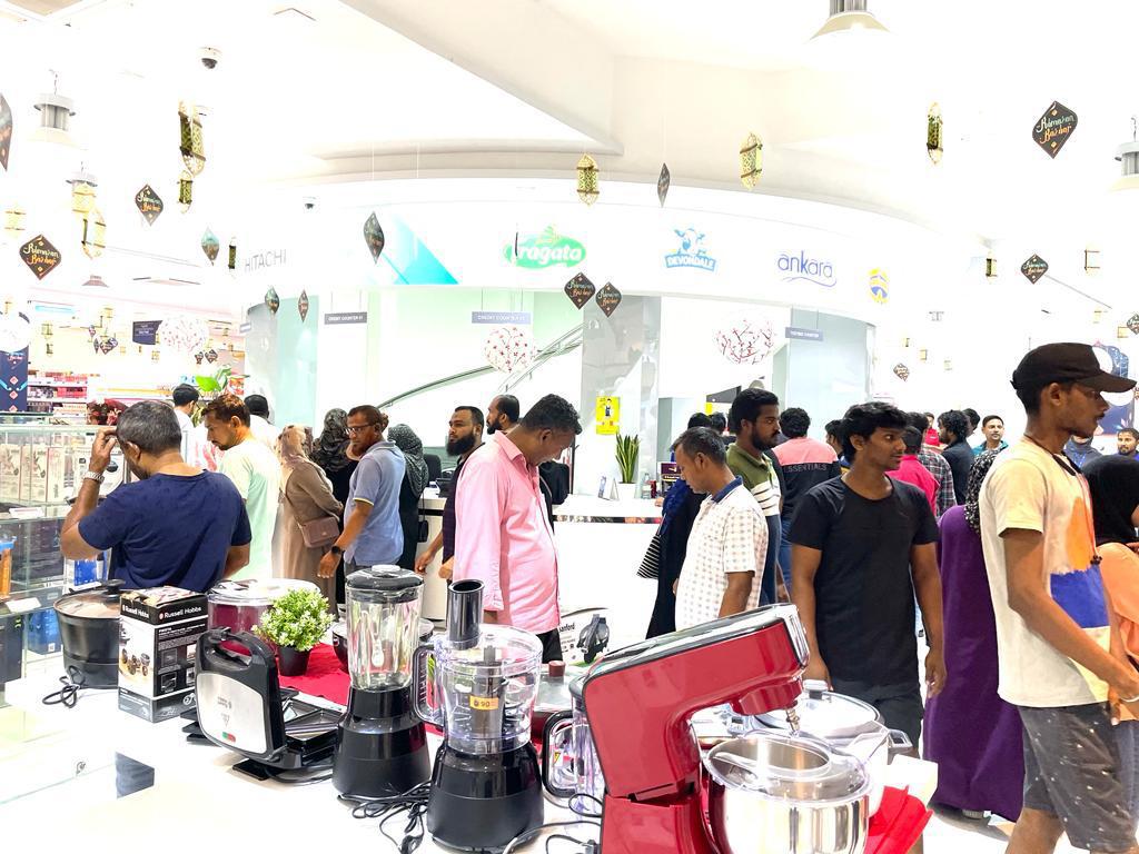 އެސްޓީއޯ ވީކެންޑް ފިއެސްޓާއަށް ކަސްޓަމަރުންގެ ބޮޑު ތަރުހީބެއް