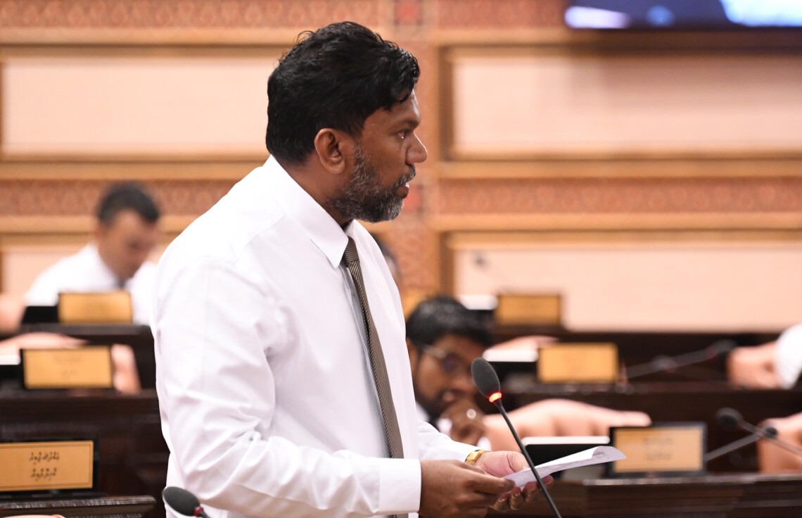 ރައީސަށް "ދޯކާ ދީފައި" ޖޭޕީއަށް ސަރުކާރަކު ނުތިބެވޭނެ: މެމްބަރު ރާއީ