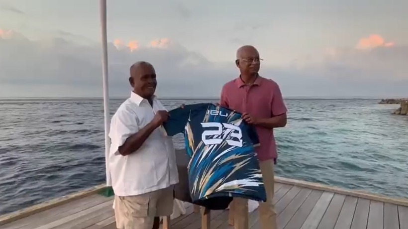 އުއްޗުގެ ތާއީދު ރައީސް އިބްރާހީމް މުހައްމަދު ސޯލިހަށް