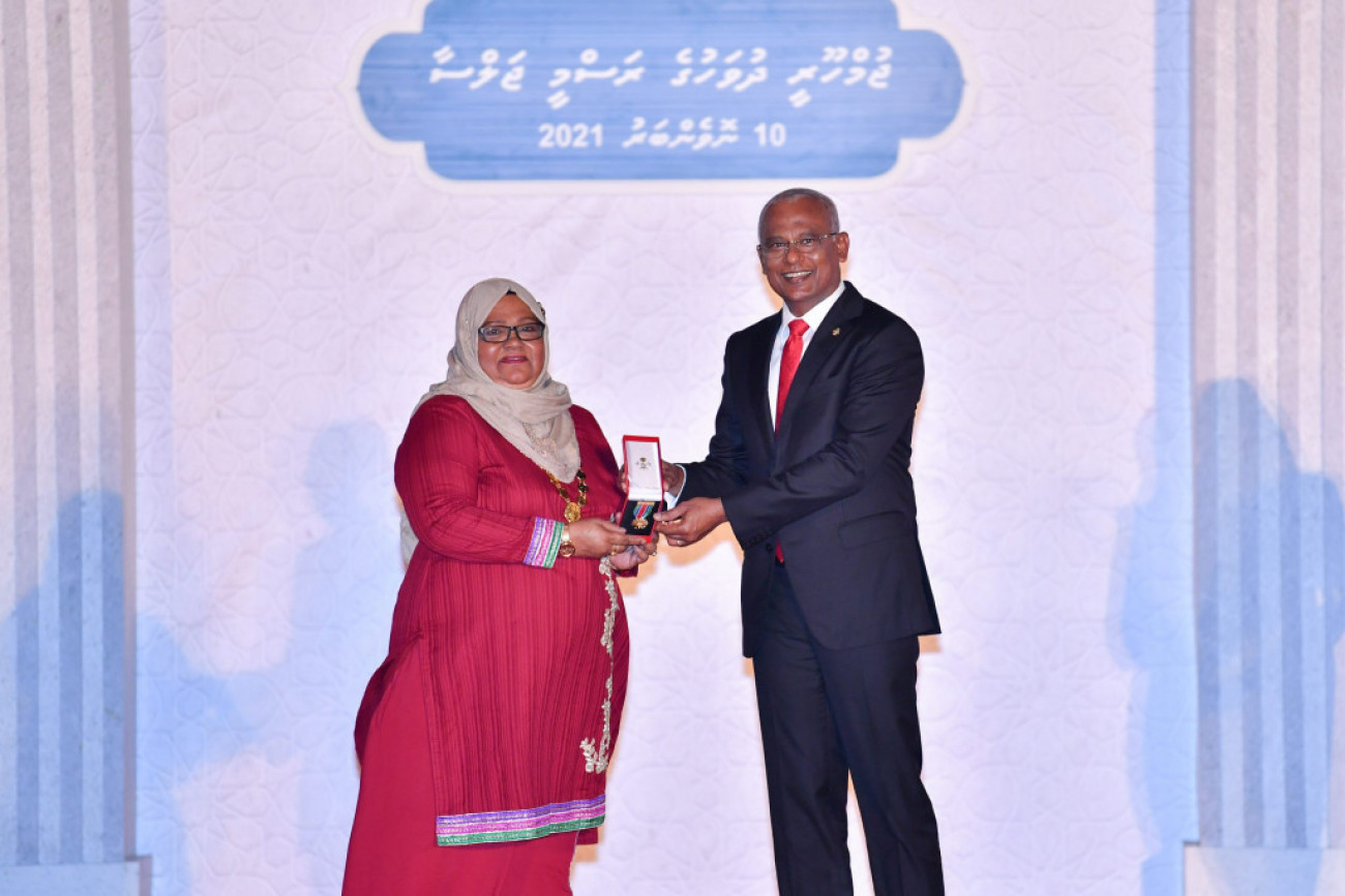 ދައުލަތައް ހިދުމަތް ކުރުމުގެ އިނާމަށް ހުޅުވާލައިފި