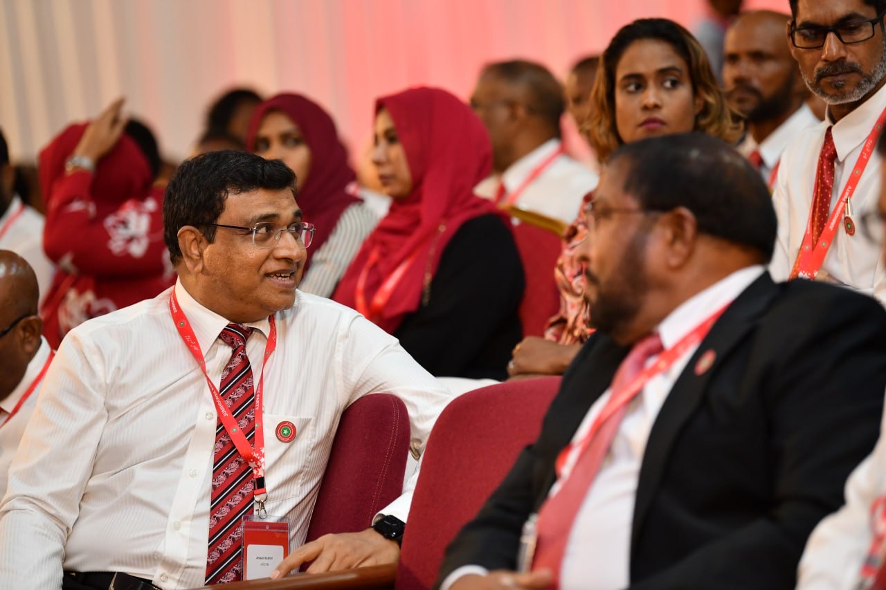 ޖޭޕީގެ ކެމްޕެއިންގެ ޕްލޭނިންއާއި ގުޅުންހުރި މަސައްކަތްތައް އަމީންއާއި ހަވާލުކޮށްފި