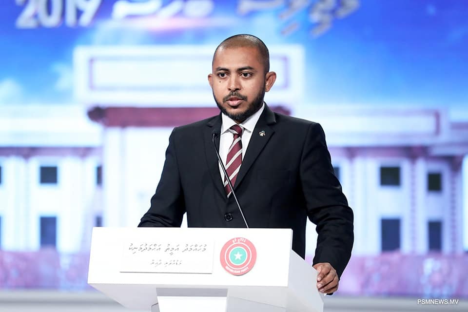 ގައުމަށް މިވަގުތު އެންމެ މުހިންމީ ހަމަޖެހުމާއި ދެމެހެއްޓެނެވި ތަރައްގީކަމަށް ވިދާޅުވެ އަމީތުވެސް ރައީށް ސޯލިހަށް ތާއީދުކޮށްފި