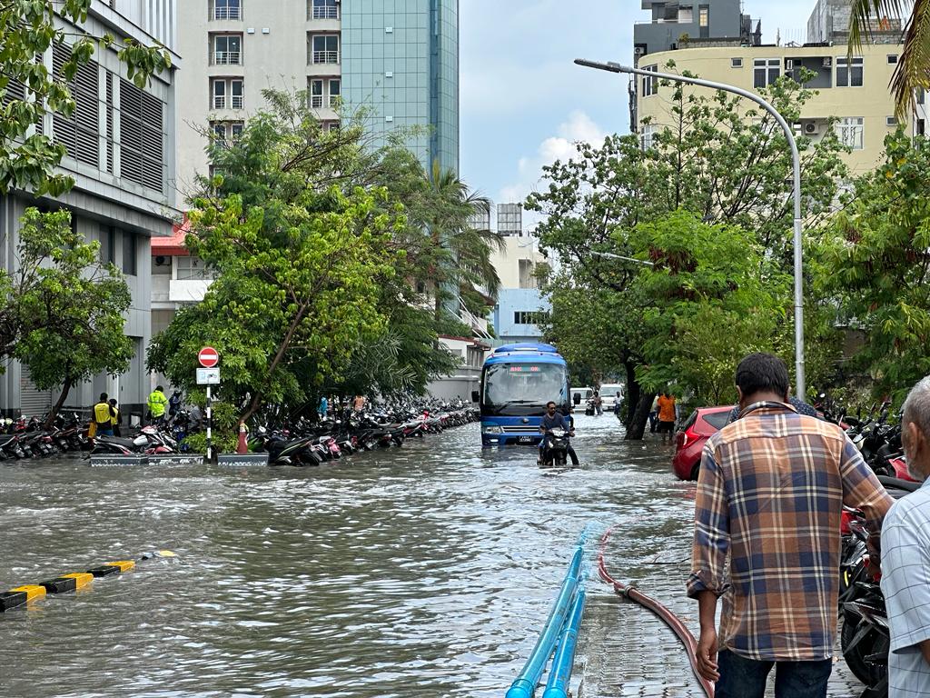 ބޯކޮށް ވާރޭ ވެހި މާލޭގެ ބައެއް ސަރަހައްދުތަކުގައި ފެންބޮޑުވެއްޖެ