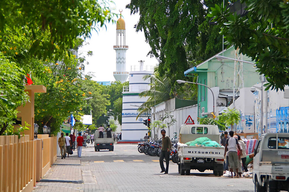 މިހާރު ދެން "ލާ-ދީނީ" ޓެގު އޮތީ ކޮންތާކު؟