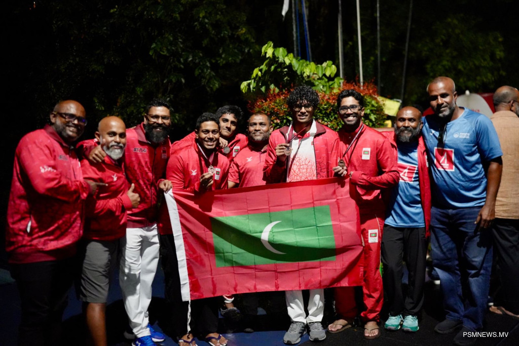 ރަން މެޑަލަކާ އެކު ޖުމްލަ 15 މެޑަލް ހޯދައި ރާއްޖޭގެ ފެތުމުގެ ޓީމް ވިދާލައިފި