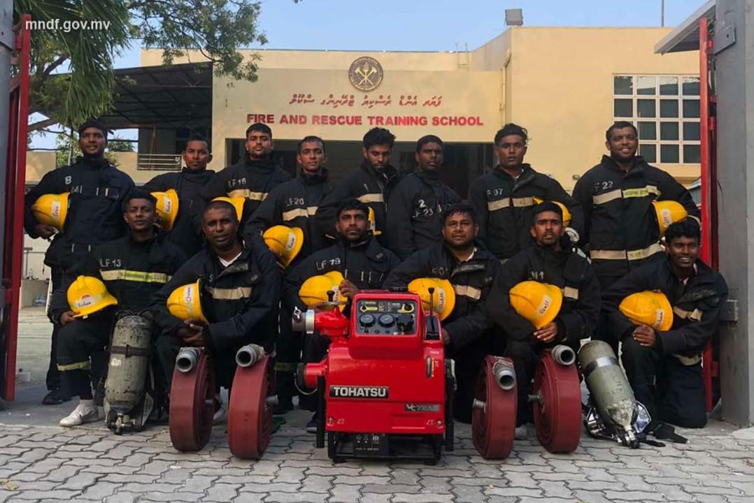 ހަކުރާހުރާގެ މުވައްޒަފުންނަށް އަލިފާން ނިންވަން ދަސްކޮށްދޭ ކޯހެއް ހިންގައިފި