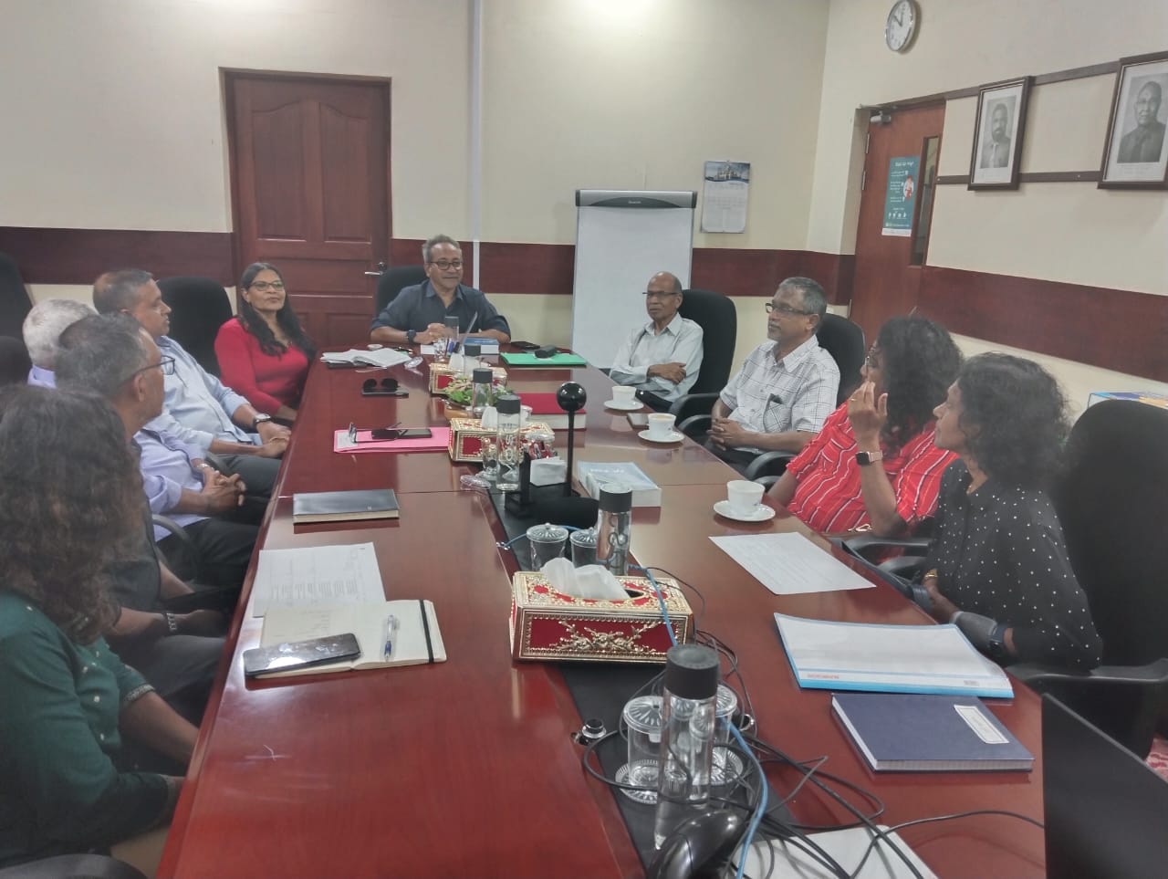 'ޑިމެންޝިއާ' އަަށް ކިޔާ ދިވެހި ނަމަކީ 'އަކުސަ' ކަމަށް ރަދީފުގައި ހިމަނައިފި