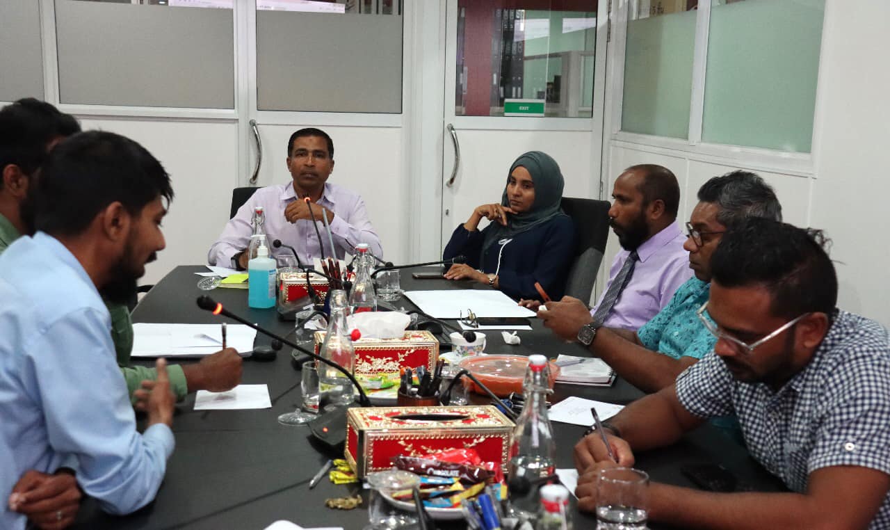 ރަޖިސްޓްރީ ނުކޮށް ހިންގާ ބައެއް މީޑިއާތަކުން ދޮގުމައުލޫމާތު ފަތުރާތީ، މައްސަލަ ބަލަނީ