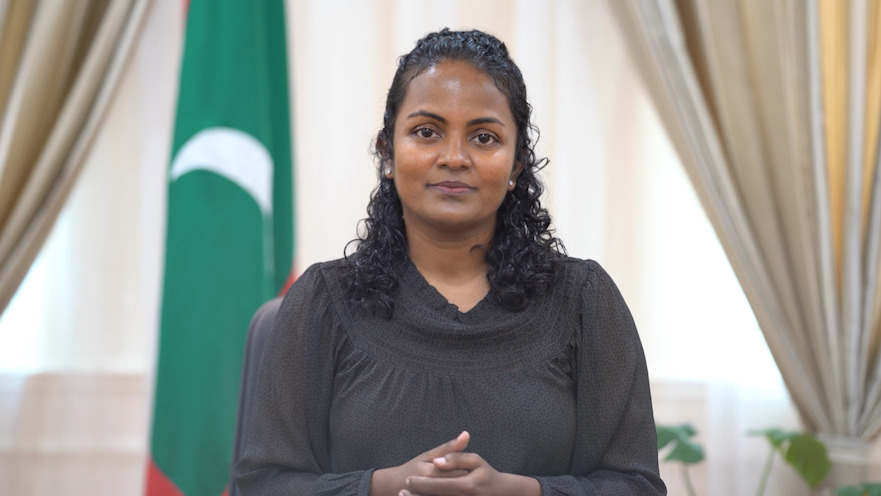 އޯއާރްއާރްއޭއޭގެ ބޯޑް ޑިރެކްޓަރަކަށް ޝައުނާ