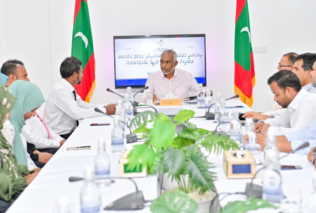 ތަކަންދޫ ކައުންސިލުން ރަށުގެ ތަރައްގީއަށް ބޭނުންވާ ކަންކަން ރައީސް އާ ހިއްސާ ކުރައްވައިފި