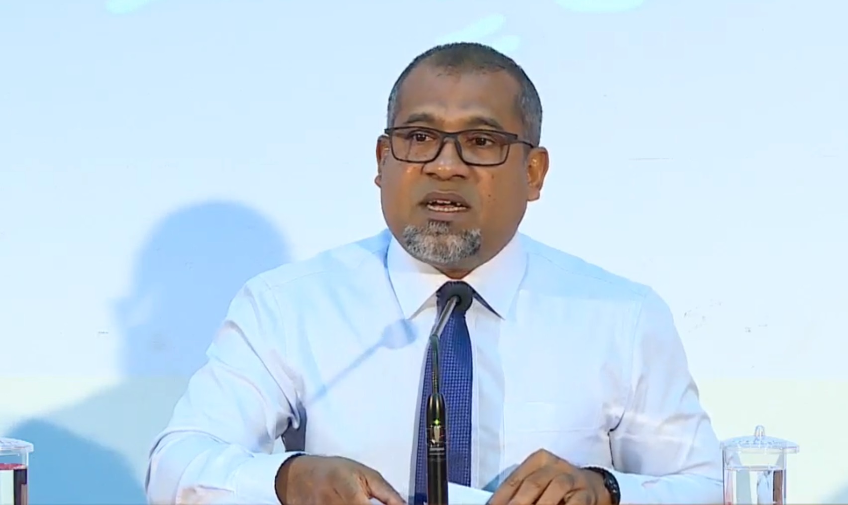 އެއާ އެމްބިއުލާންސްގެ ހިދުމަތާއެކު ފަރުވާ ހޯދުމަށް ހޭދަކުރަންޖެހޭ ވަގުތު ވަރަށްބޮޑަށް ކުރުވެގެންދާނެ: މިނިސްޓަރު ހަލީލް