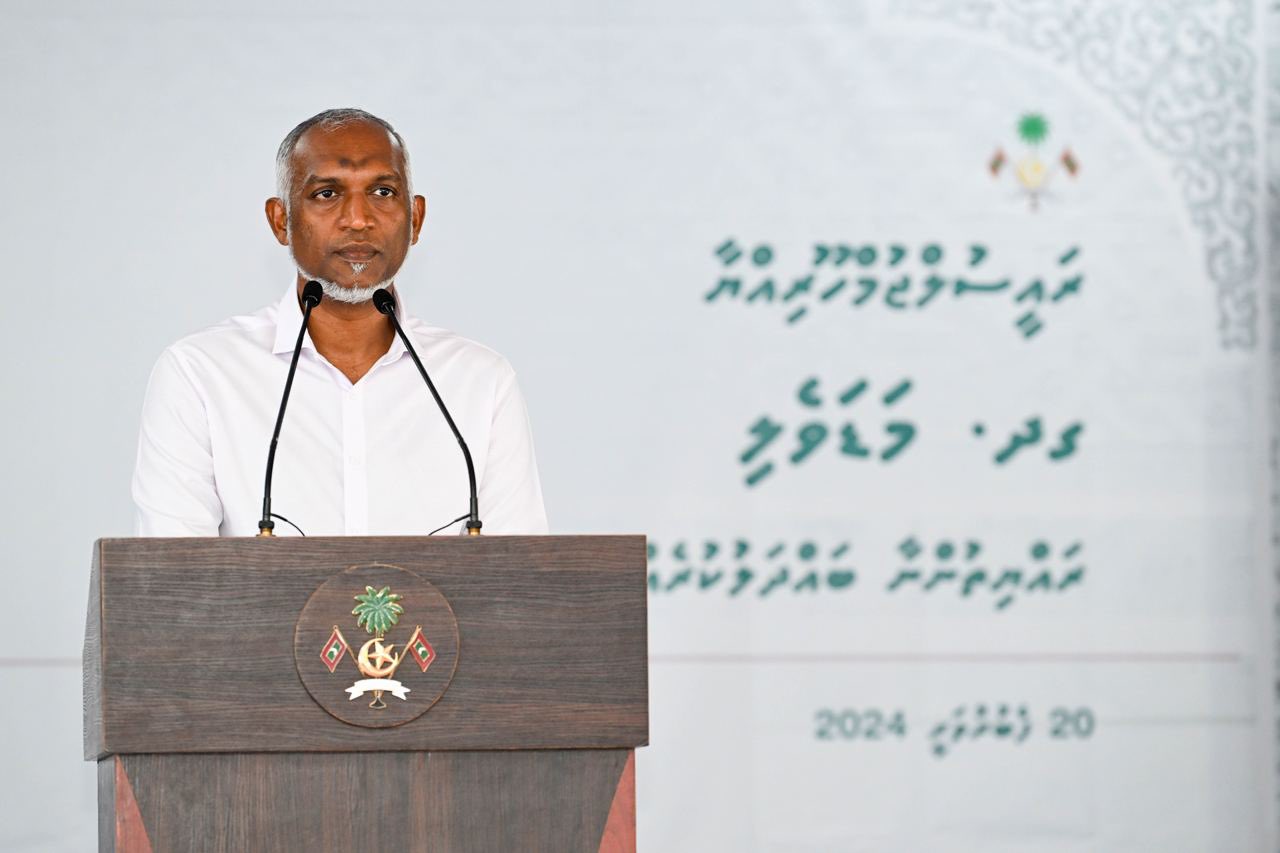 މަޖިލިސް ސަރުކާރަށް ނުލިބިއްޖެނަމަ ވެރިކަމުގެ ނިޒާމު ބޮއްސުންލައިގެން ހިނގައިދާނެ: ރައީސް