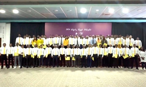 އެމްޑީޕީ ކެނޑިޑޭޓުން ފޯމު ހުށަހަޅައިފި