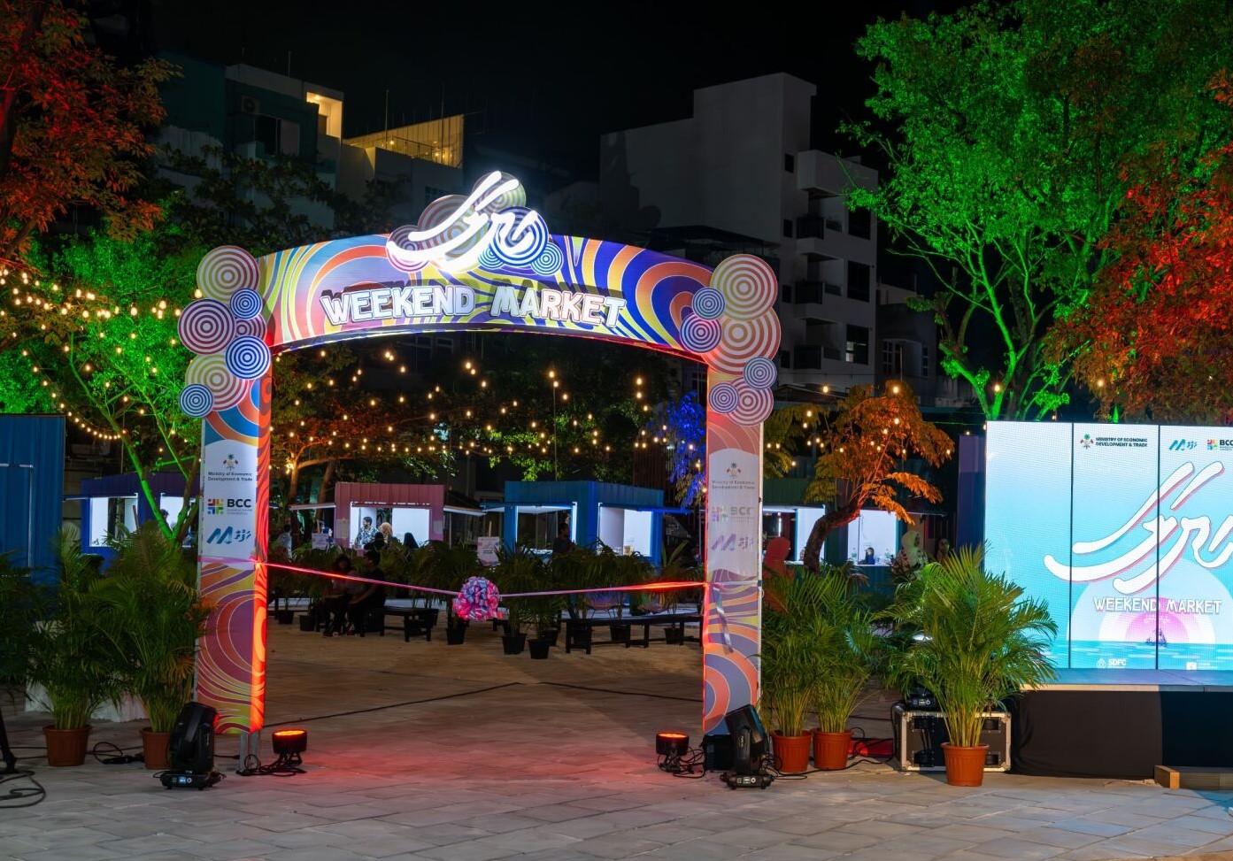 ހިޔަލަ ވީކެންޑް މަރކެޓް – އިތުރު ވިޔަފާރިތަކަކަށް ފުރުޞަތުދީ، ހަފްތާއަކު 3 ދުވަހު ބާއްވަނީ