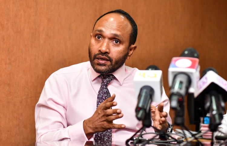 ރައީސް ޔާމީނުގެ އިސްތިއުނާފް ލަސްވާތީ ޑރ.ޖަމީލް ނުރުހުން ފަނޑިޔާރުނަށް
