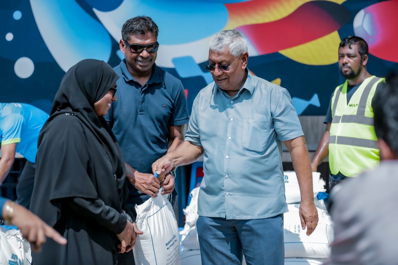 ހިލޭ ބަހާ ކާޑު ބަލައި ދާން ޖެހޭނީ މީޓަރު ނަމްބަރާއި އައިޑީ ކާޑު ހިފައިގެން!