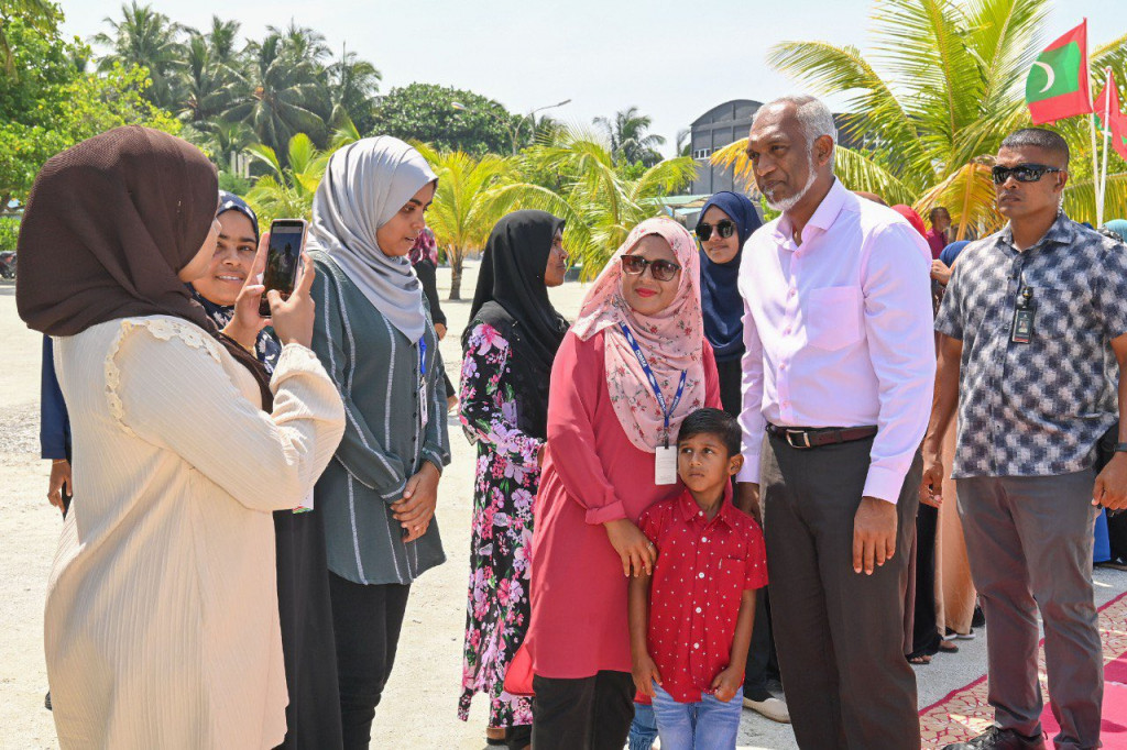 އަމާޒަކީ ދައުރު ނިމުމުގެ ކުރިން ކޮންމެ ރަށަކަށްވެސް ދެ ފަހަރު ދިއުން: ރައީސް
