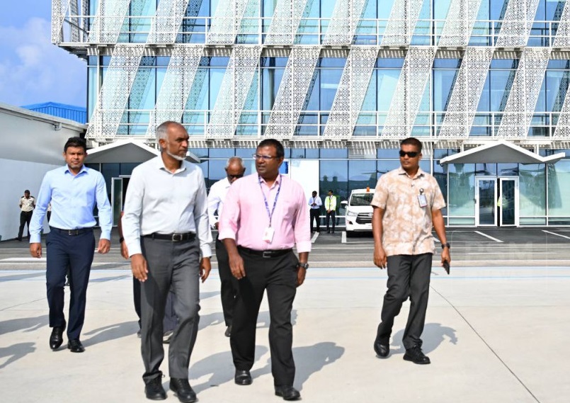 ރައީސް ފާދިއްޕޮޅަށް ފުރާވަޑައިގެންފި