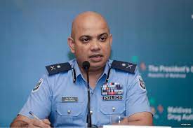 ދޮގު ލިޔުން ދިނުމާއި މަނީ ލޯންޑްރީގެ ބޮޑެތި ތުހުމަތުތަކެއް އެންޑީއޭގެ މުވައްޒަފުންތަކަކަށް