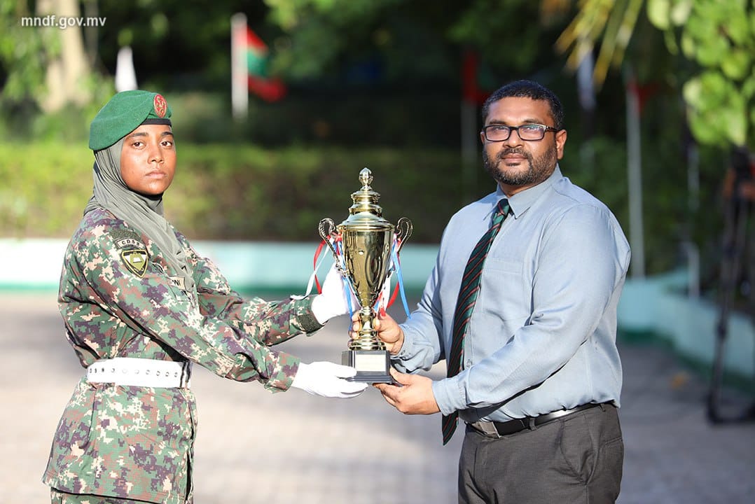 ޓެރޭނިން ނިންމައި 98 މީހަކު ސިފައިންގެ ޚިދުމަތަށް