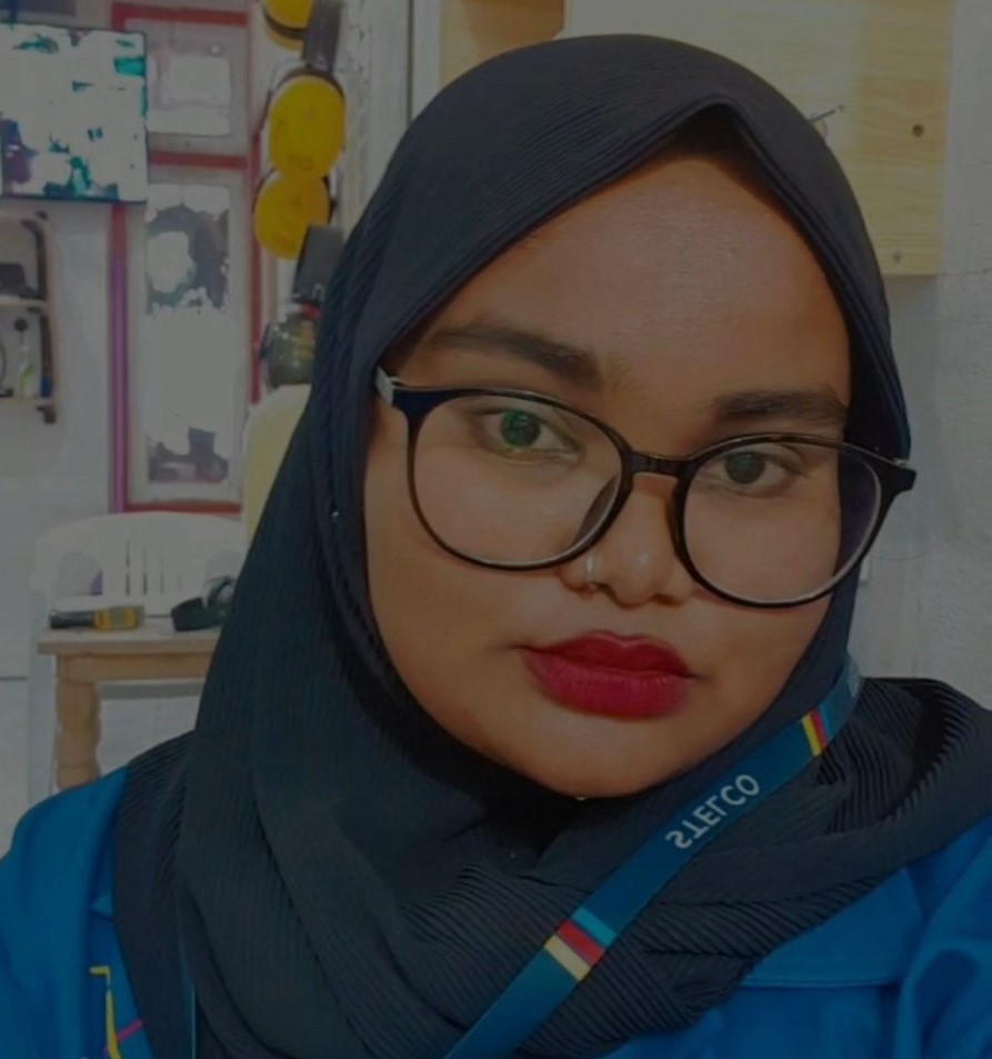 ރާއްޖޭގެ އަންހެން ހަމައެކަނި އިންޖީނު އޮޕަރޭޓަރު ގުރެއިޝާގެ ވާހަކަ