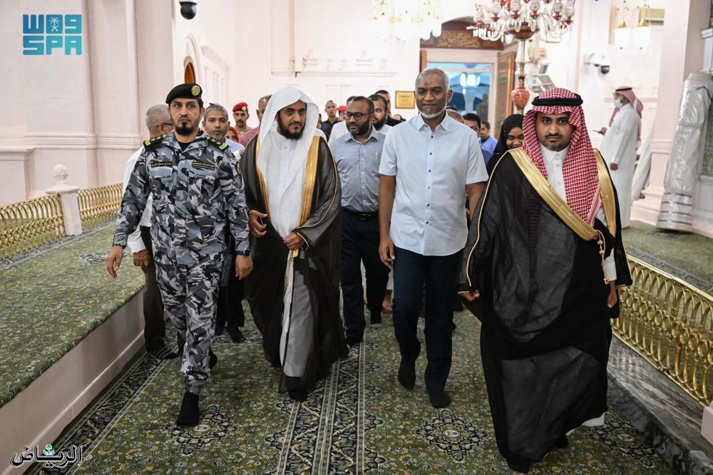 ރައީސް މުއިއްޒު މަސްޖިދުއް ނަބަވީއަށް ޒިޔާރަތް ކުރައްވައިފި