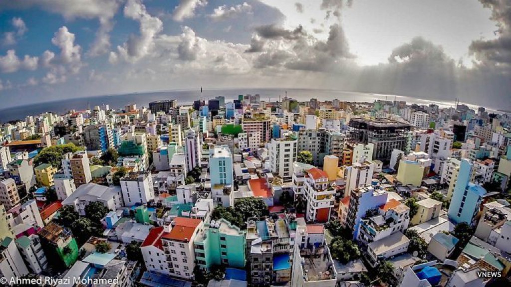 ބަނޑޭރިކޮށިން މަރުވެފައިވާ މީހަކު ފެނިއްޖެ