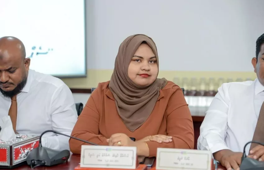 ޝަމްނާޒު އާއި އޭނާގެ ކޮއްކޮގެ ބަންދަށް އިތުރު 7 ދުވަސް ޖަހައިފި