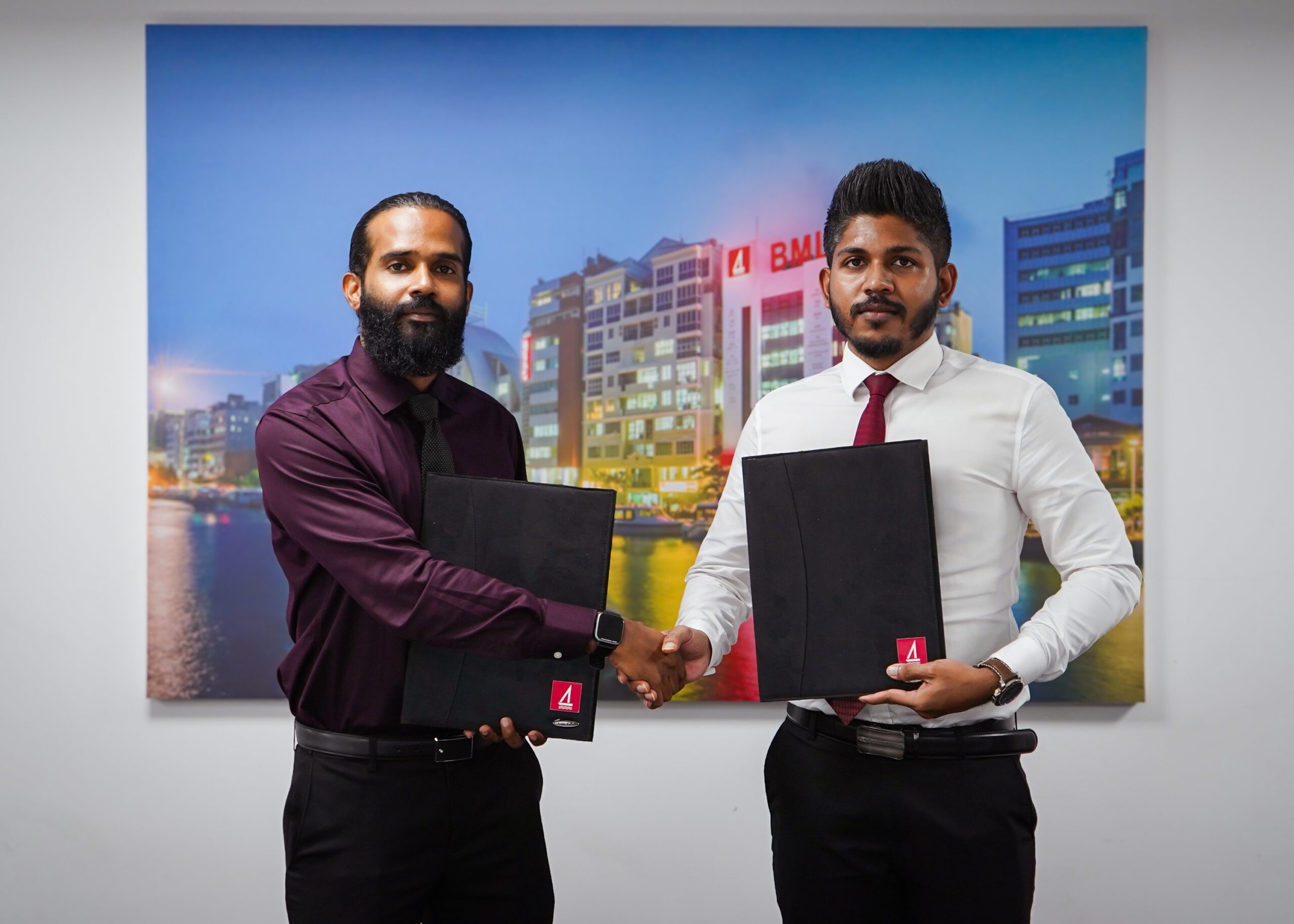 ބީއެމްއެލް އާއި ޑީއެންއާރުގެ އެމްއޯޔޫ: ބޭންކުގެ ކަސްޓަމަރުންނަށް އޮތީ ކޮން ލުޔެއް؟