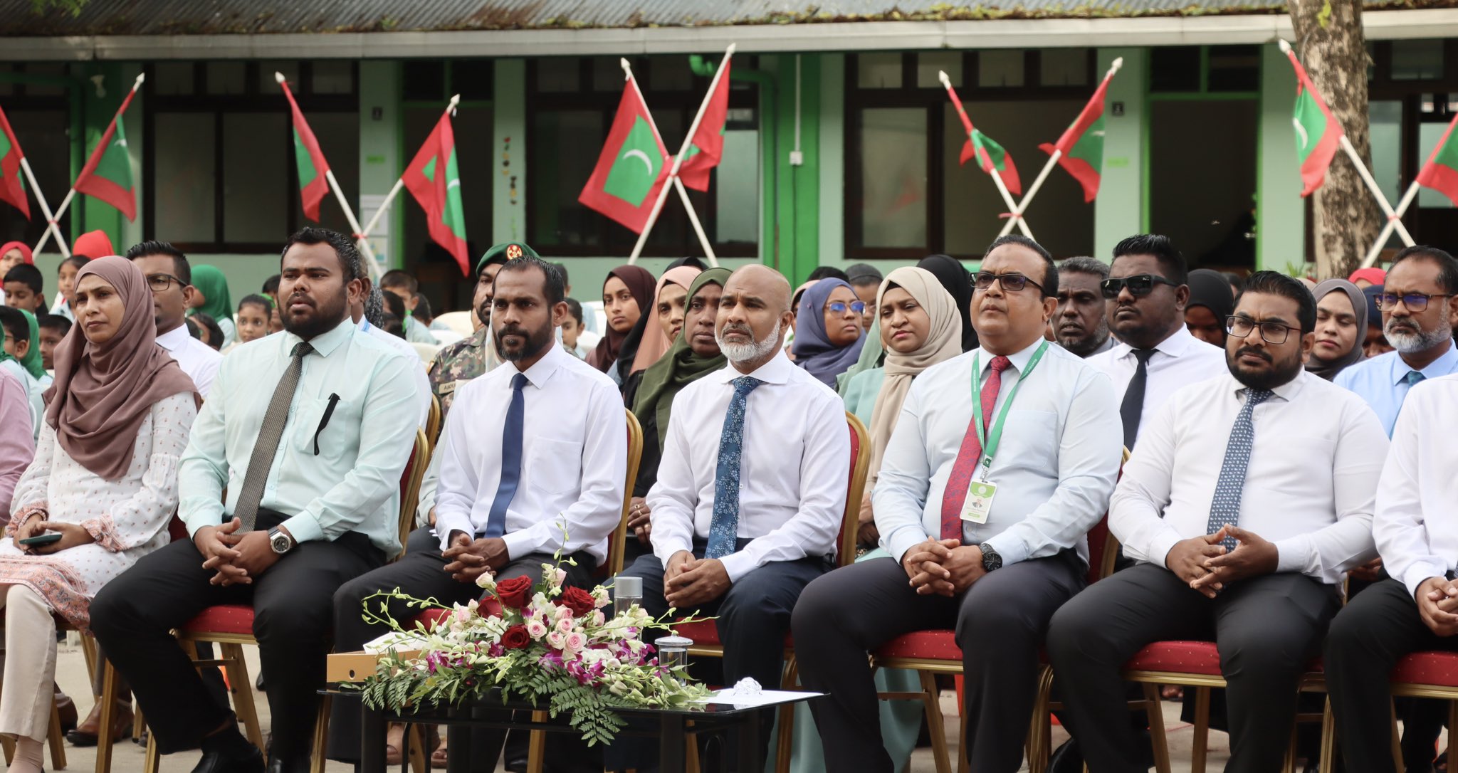 ސަރުކާރުގެ ސްކޫލުތައް އޭސީ ކުރުމުގެ މަޝްރޫއު ފަށައިފި